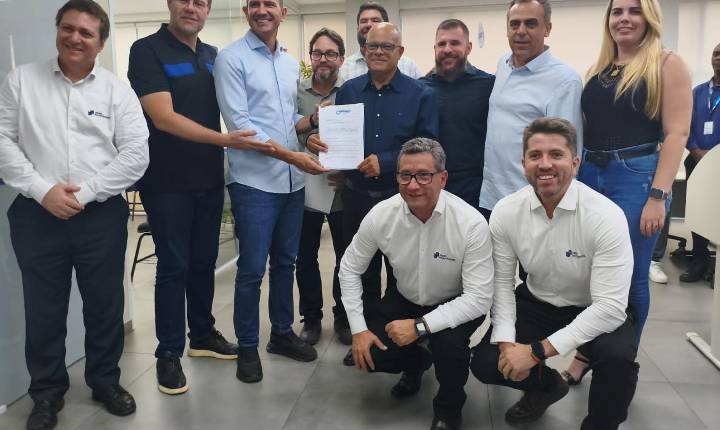 Aproaço e presidente da Alerj assinam Carta de Intenção em prol do desenvolvimento do setor de aço