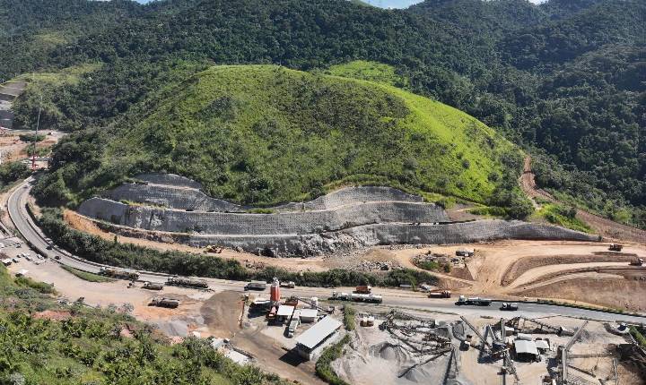 Atenção aos dias de desmontes de rochas na Serra das Araras nesta semana