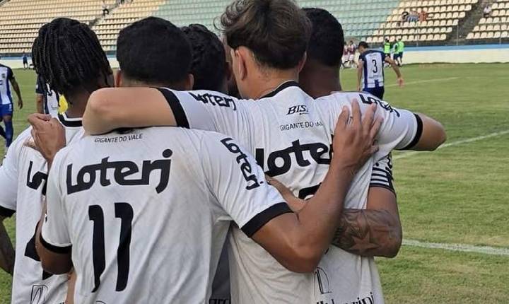 Com gol no fim, Resende vence e assume a ponta isolada da Série A2
