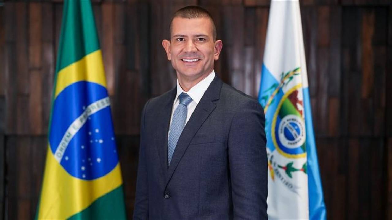 De novo: Douglas Ruas é eleito novo presidente da Alerj