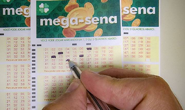 Mega-Sena não tem ganhador; prêmio acumula e vai a R$ 6 milhões