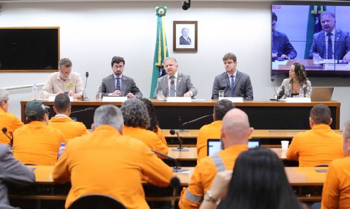 Petrobras e postos negam responsabilidade pela alta dos combustíveis