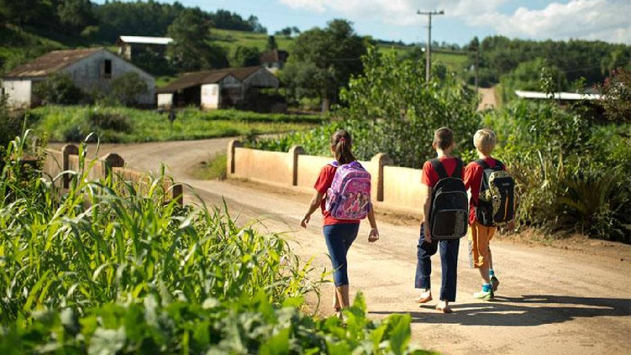 Quatis abre inscrições para seleção de professores para atender comunidades rurais