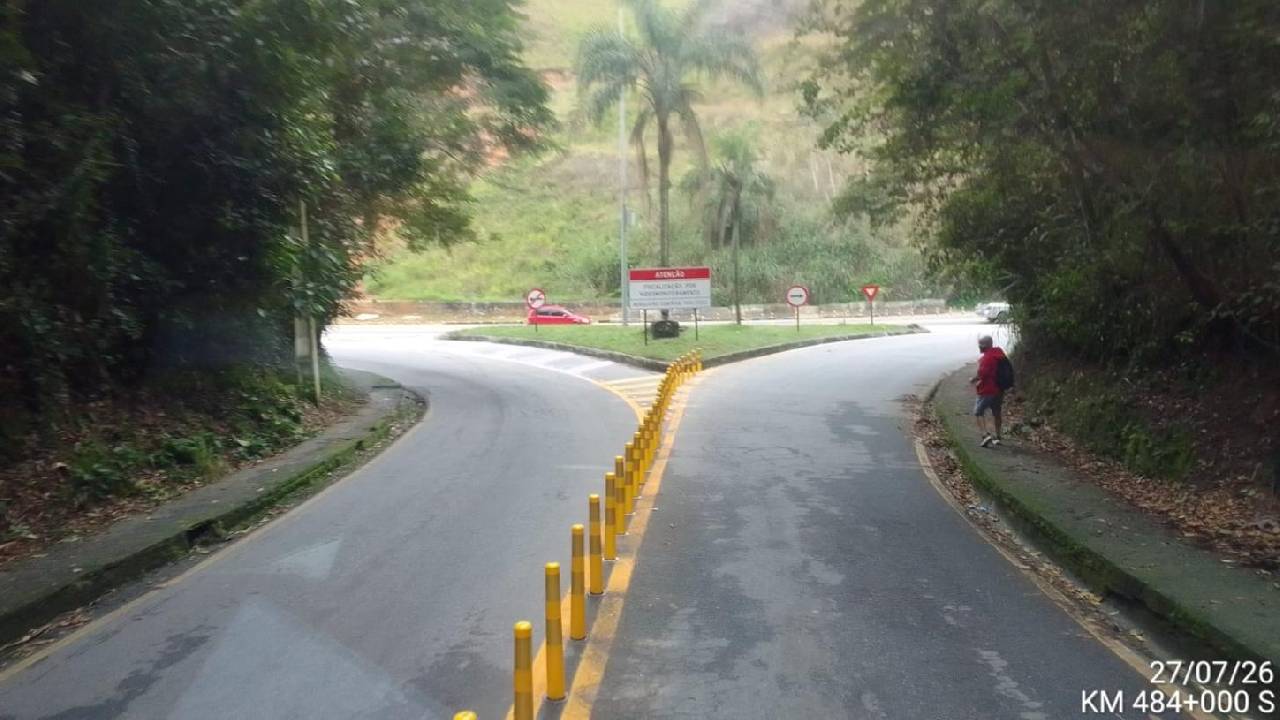RioSP conclui implantação de nova sinalização viária na Rio-Santos, em Angra dos Reis