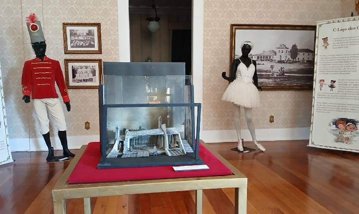 Theatro Municipal do Rio em exposição em Conservatória, no Vale do Café