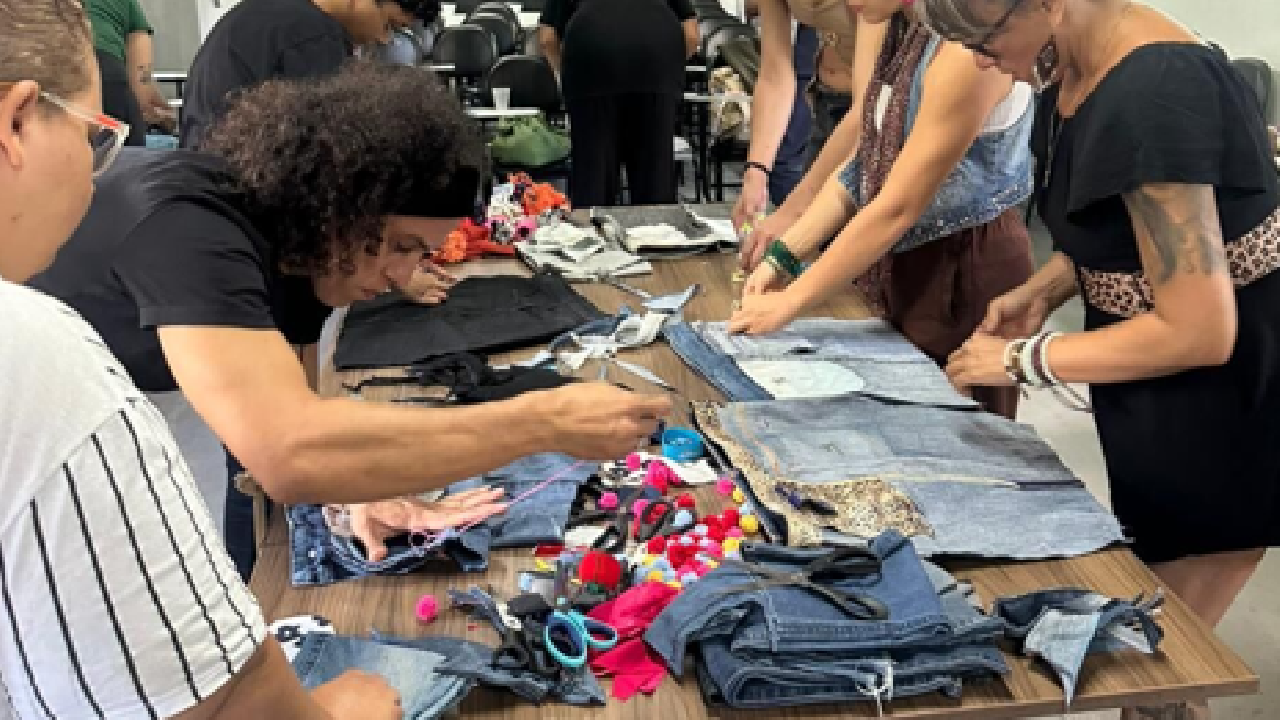 Workshop de moda sustentável em Quatis promove inclusão e oportunidades para a população LGBTI+
