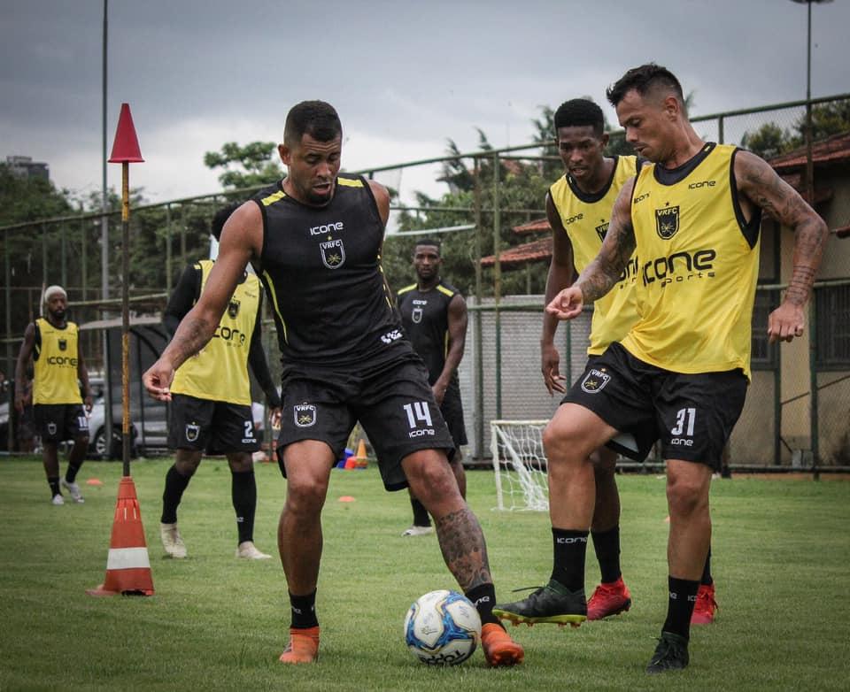 Voltaço se reapresenta e inicia preparação para duelo contra o Bangu