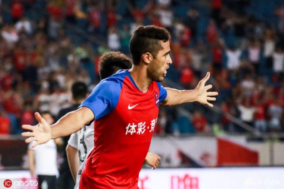 Alan Kardec renova com o Chongqing Dangdai até o final de 2022