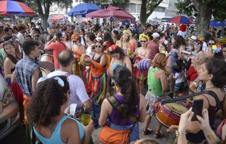 Carnaval: Quase metade das mulheres alegam ter sofrido assédio, aponta Ibope Inteligência