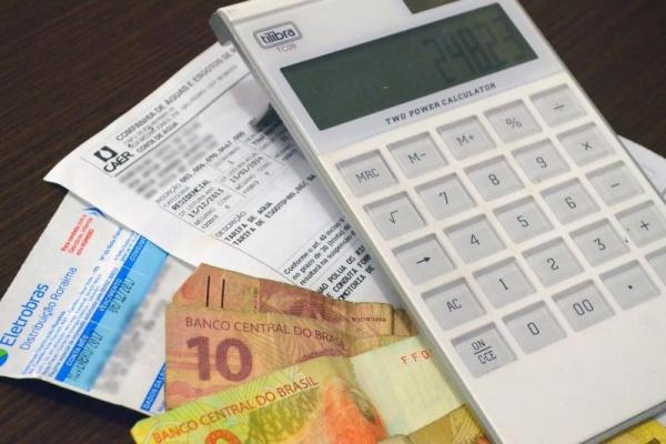 Em pauta na Alerj: Empresas terão até 12 horas para religar serviços de luz e gás