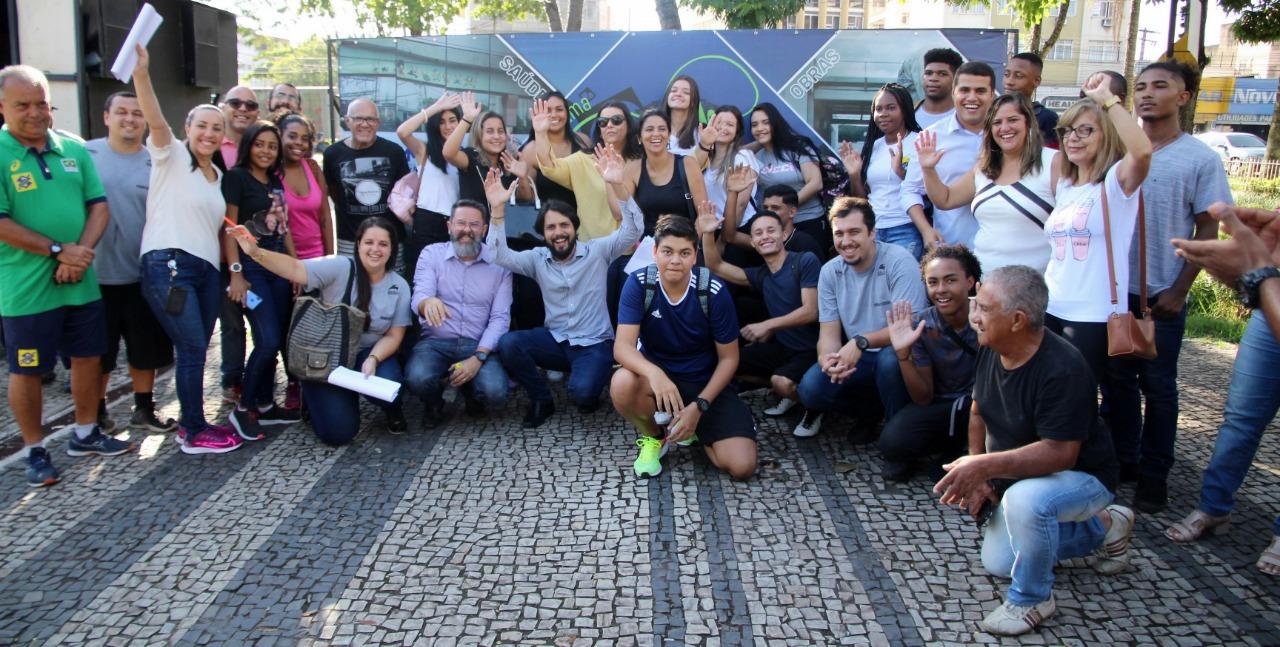 Jovens de Volta Redonda participam de projeto 