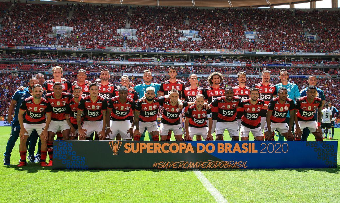 Máquina de títulos! Flamengo inicia 2020 campeão da Supercopa do Brasil