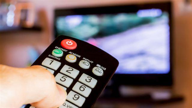 Coronavírus: Operadoras de TV por assinatura abrem sinal