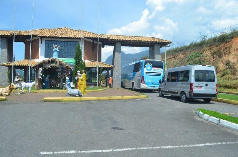 Efeito coronavírus: Itatiaia suspende autorizações para entradas de vans e ônibus de turismo