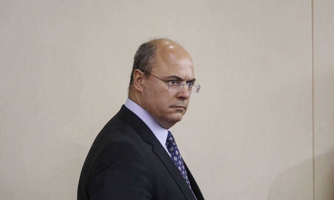 Governador Witzel autoriza internação compulsória para suspeitos de Covid-19