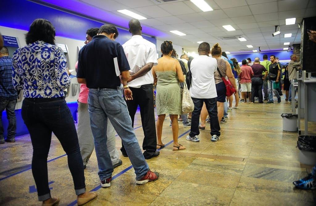 Governo do Estado publica decreto para garantir atendimento bancário durante pandemia do Covid-19