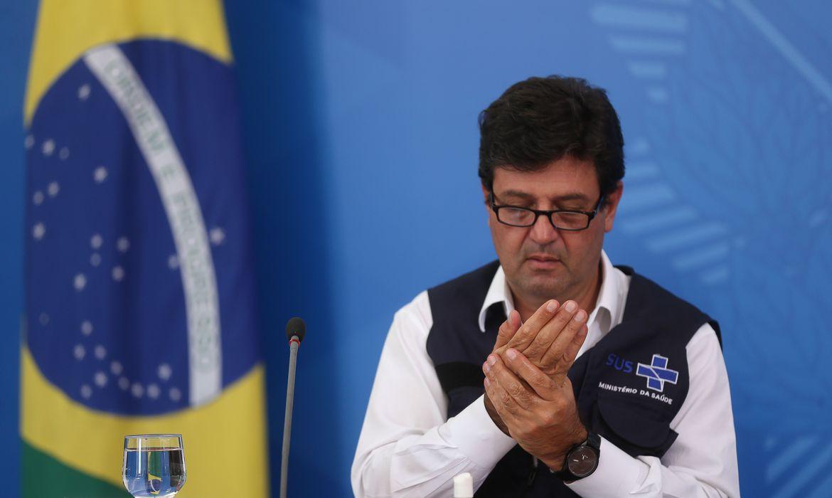 Brasil ultrapassa marca de 10 mil casos de covid-19