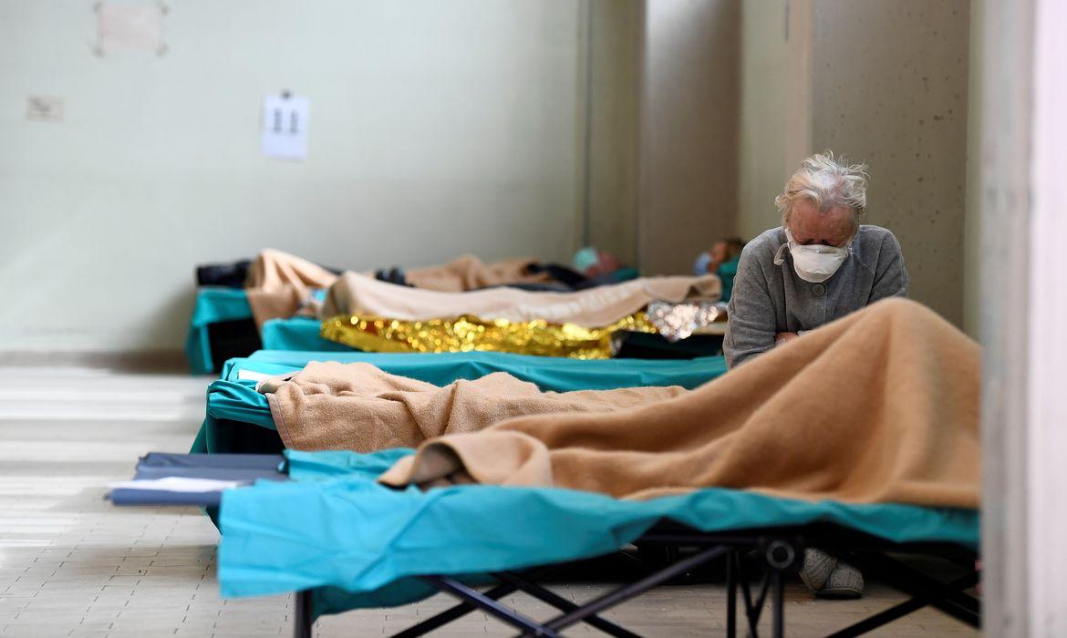 Brasileiros com 65 anos ou mais são 10,53% da população