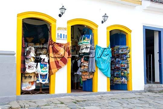 Paraty estuda medidas para flexibilizar comércio a partir do dia 30