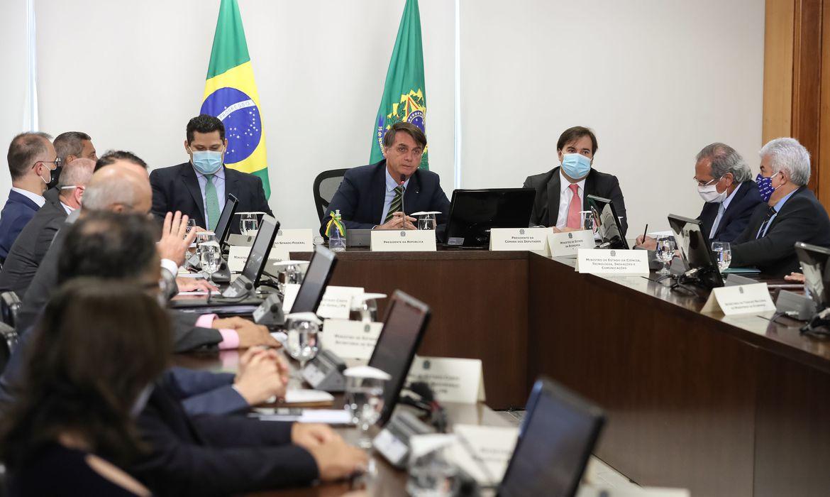 Governadores apoiam veto a reajustes de salário para servidores