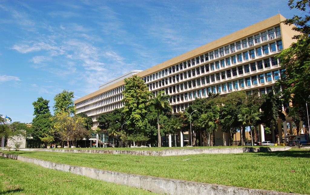 UFRJ recomenda lockdown em todo estado do Rio por causa da Covid-19