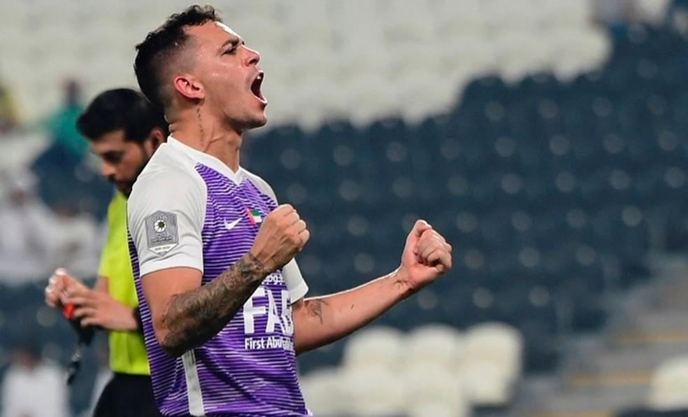 Ex-Botafogo, atacante Caio é convocado para seleção dos Emirados Árabes Unidos