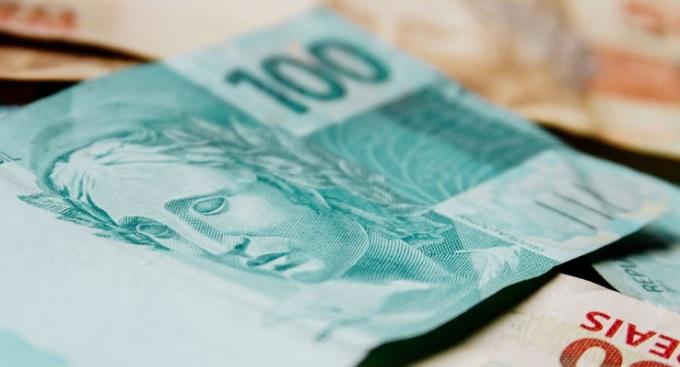 Governo do Rio suspende cobrança do consignado por 120 dias