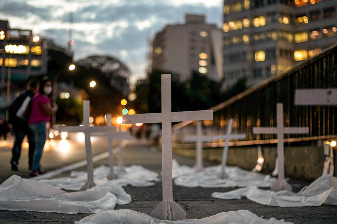 Nunca houve tanta morte no país como em julho, dizem cartórios