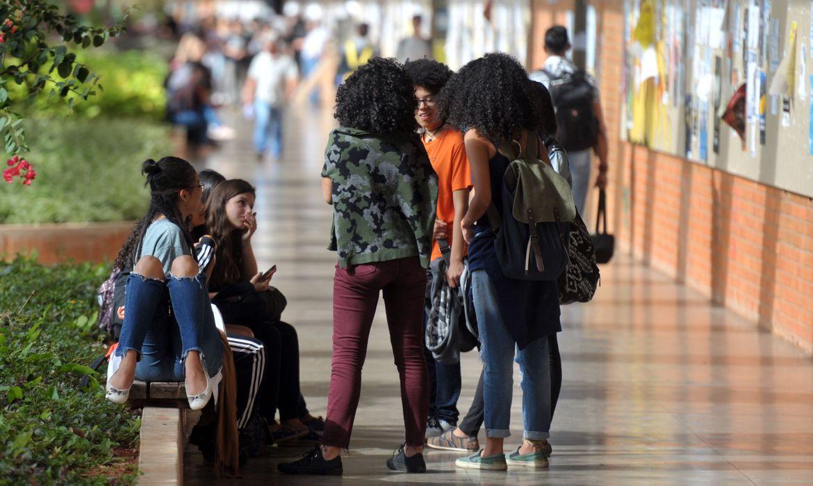 Prouni: estudantes tem até amanhã para participar da lista de espera
