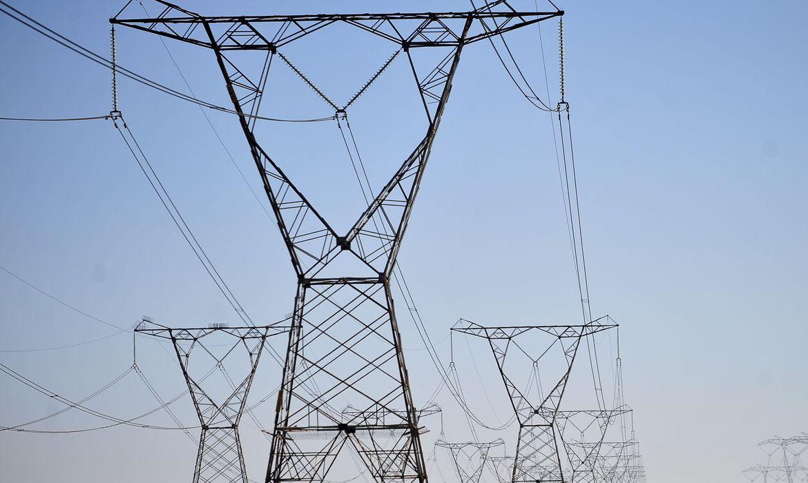 Governo destina recursos para redução da tarifa de energia elétrica