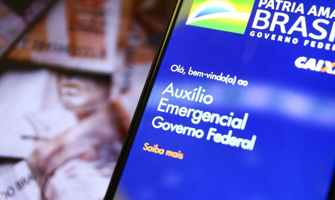 Governo governo muda regras e restringe quem pode receber novas parcelas de R$ 300