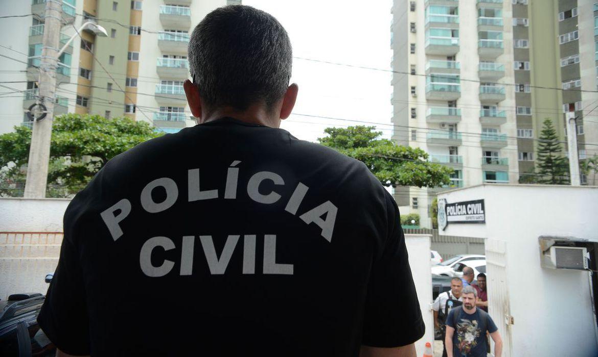 MPRJ e polícia cumprem mandados contra corrupção na prefeitura do Rio