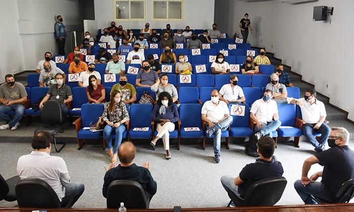 Prefeitura de Angra e trade turístico discutem novas flexibilizações na área