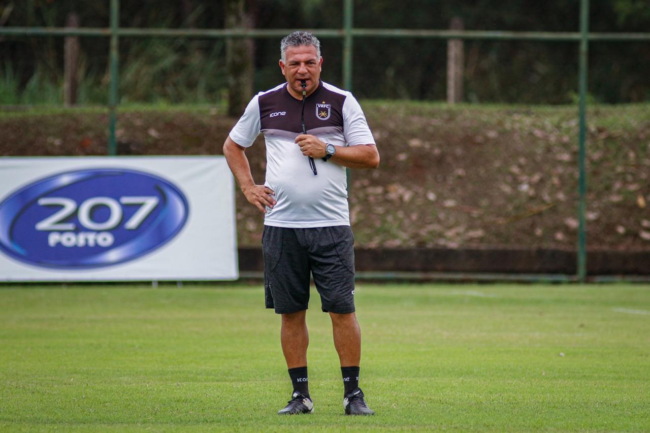 Há cinco jogos sem vencer, Voltaço recebe o Boa Esporte-MG pela Série C