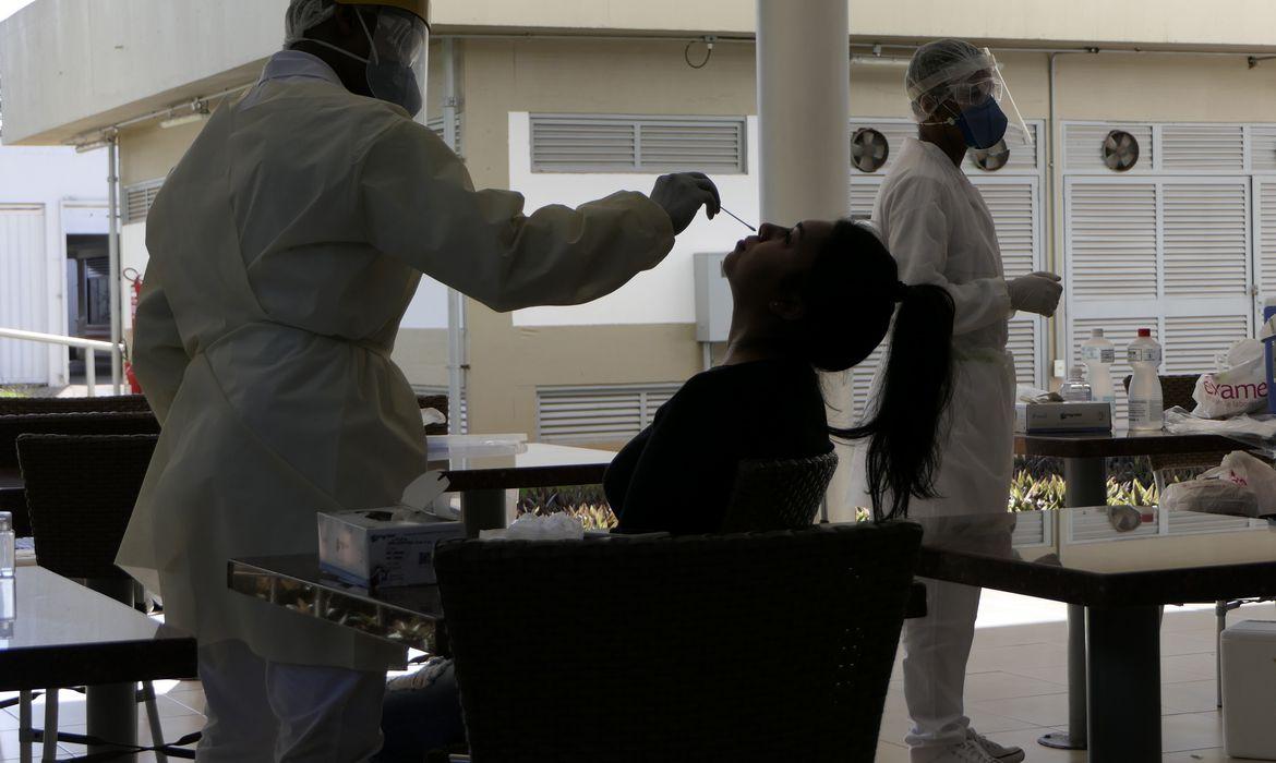 Covid-19: Brasil tem 6,16 milhões de casos acumulados e 170 mil mortes