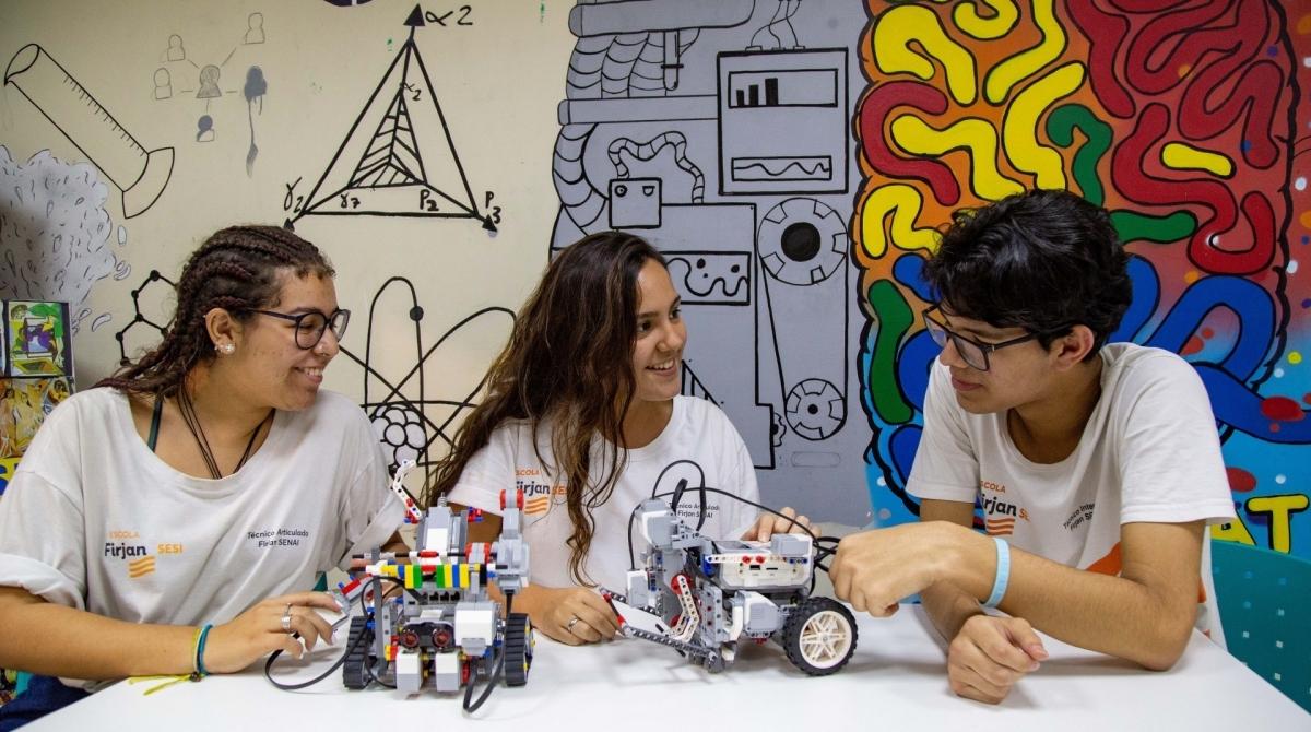 Escola Firjan SESI prorroga até 22 de novembro processo seletivo para ensino médio com curso técnico