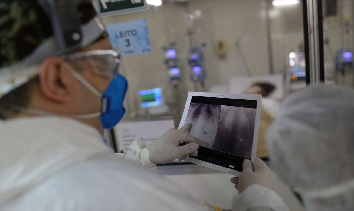 Taxa de ocupação de leitos de UTI no RJ fica em 85%