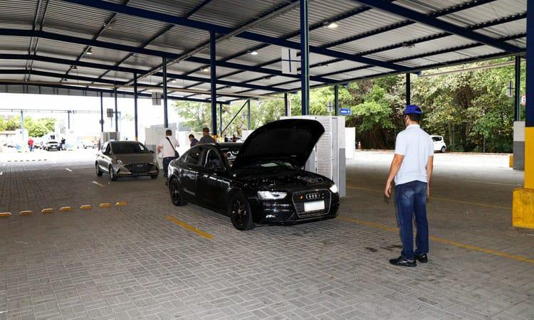 Detran RJ volta a fazer serviço de emplacamento em todo o estado