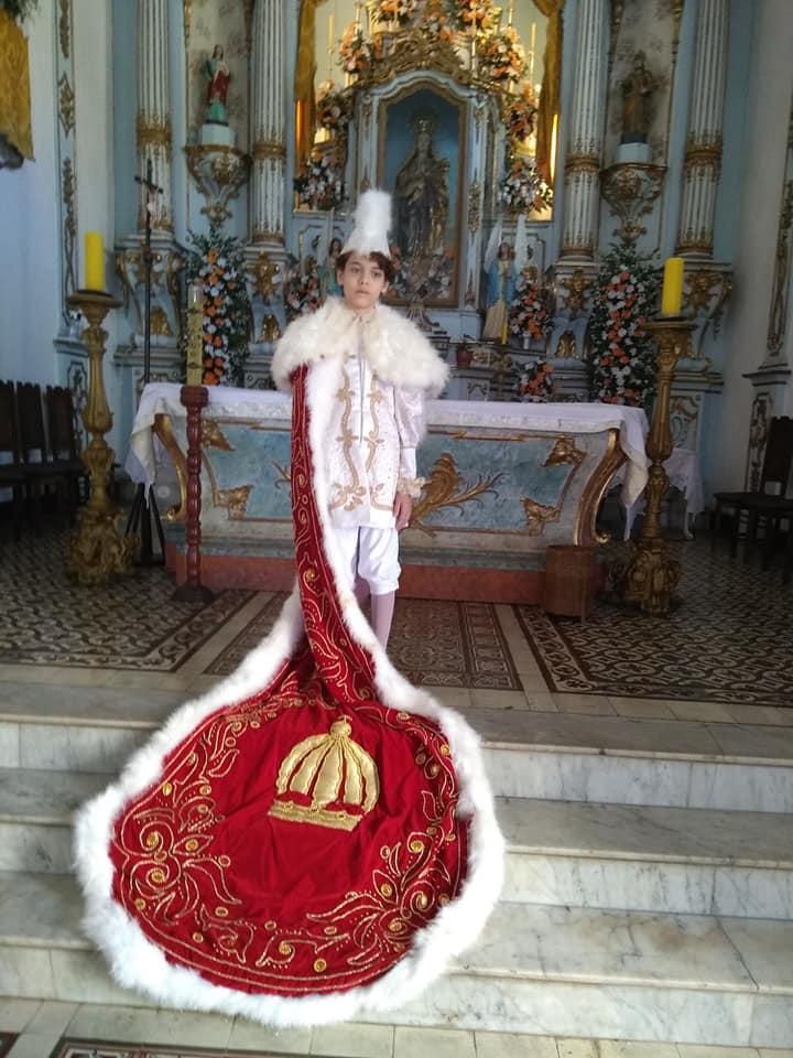 Angra dos Reis: Festa do Divino 2021 - conheça o menino imperador
