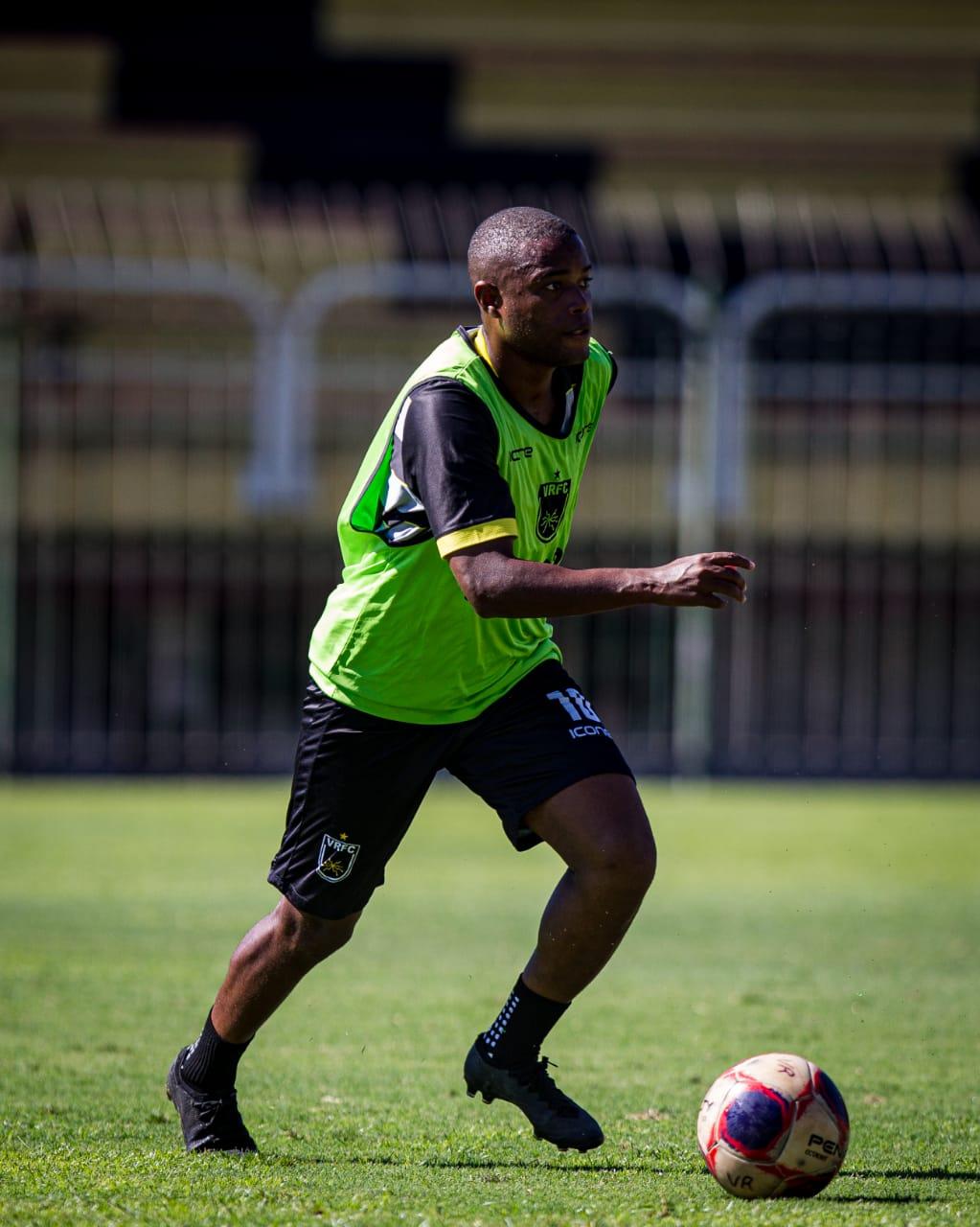 Carioca: Voltaço treina no Raulino e Luciano Naninho acredita em vitória no Maracanã