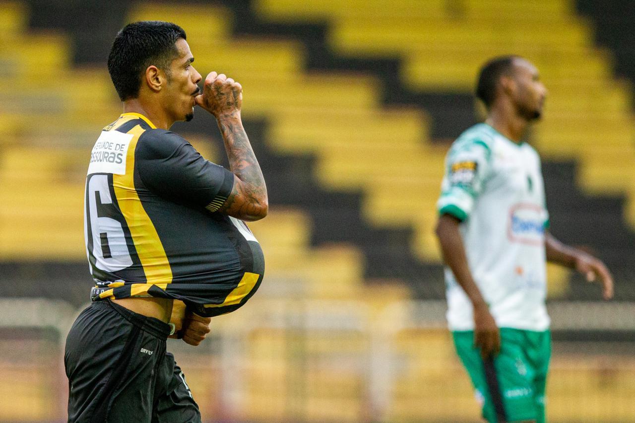 Série C: Voltaço goleia Manaus-AM por 5 a 0 no Raulino de Oliveira