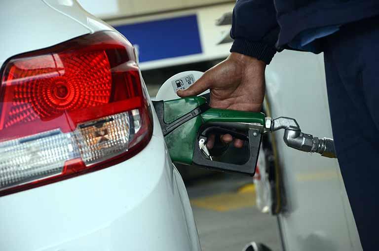 Gasolina subiu 25,48% no primeiro semestre, segundo levantamento do ValeCard