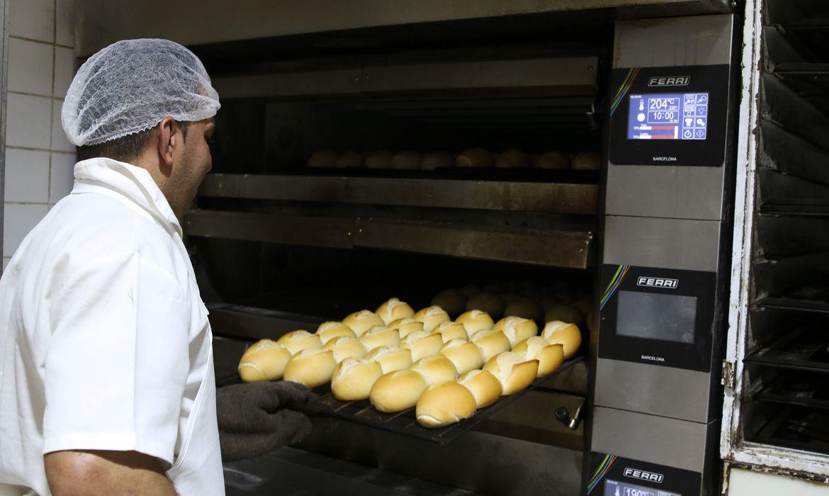 Publicada Medida Provisória que abre crédito a micro e pequenas empresas