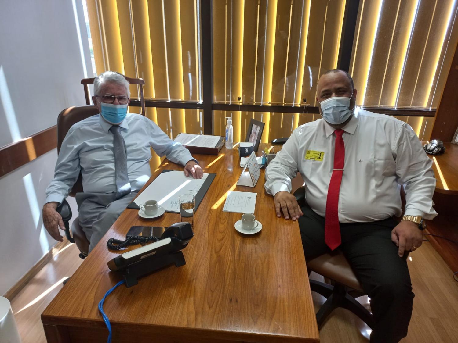 Deputado federal Luiz Antônio recebe prefeito de Mendes em Brasília e confirma emenda de R$ 200 mil para o município