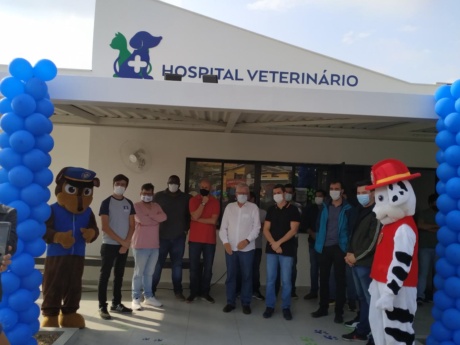 Deputado Luiz Antônio participa da celebração de 1 ano do Hospital Veterinário de Resende e reforça apoio a causa animal