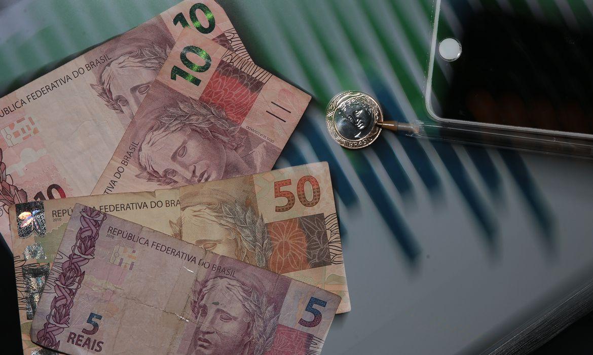 Com aumento de 36%, começam a valer hoje novas alíquotas do IOF