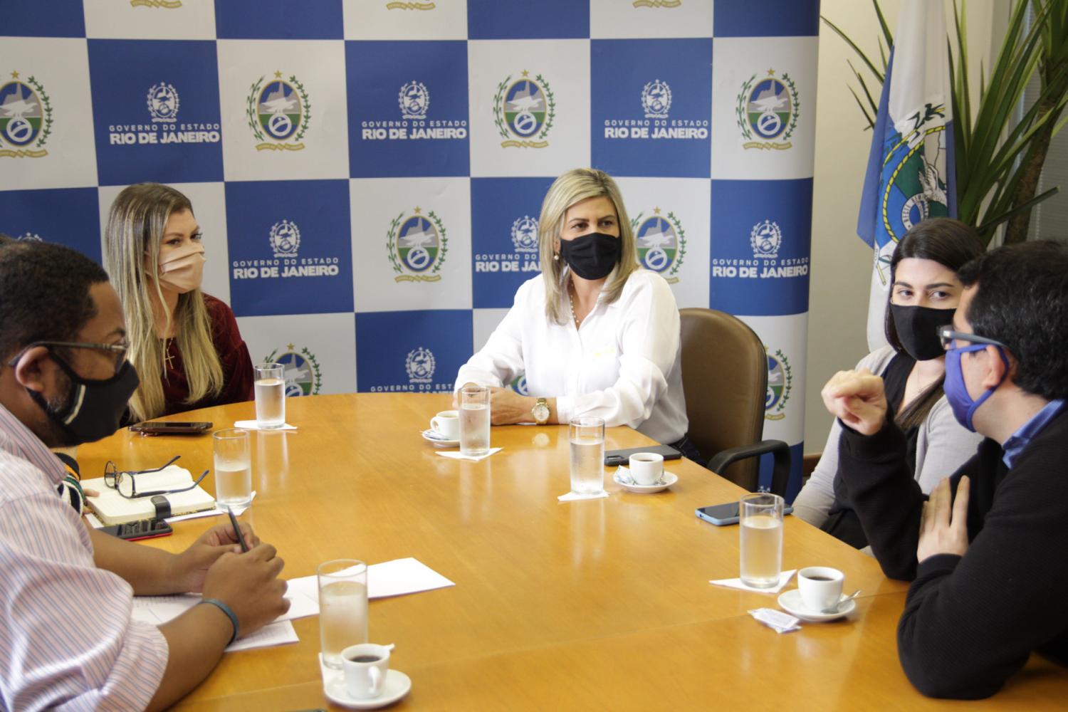 Em agenda no Rio, vice-prefeita Rosi fecha parceria voltada para o bem-estar animal