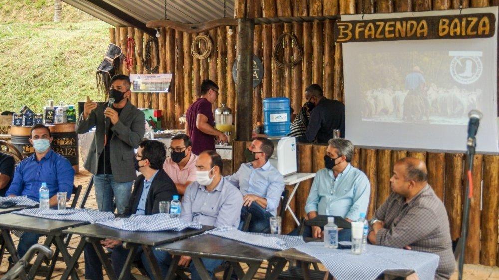 Barra do Piraí: Campanha de vacinação contra brucelose abre segunda etapa