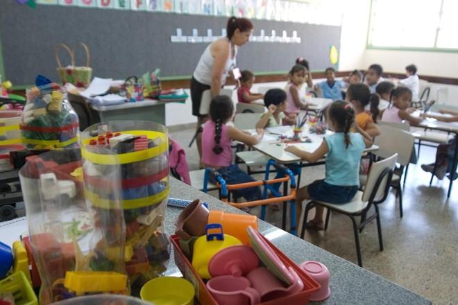 Prefeitura de Mangaratiba abre mais de 180 vagas para professores da educação infantil ao 9º ano