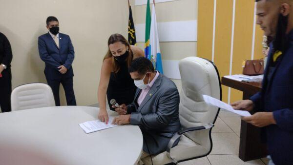Vereador Dinho assume presidência da Câmara Municipal de Volta Redonda